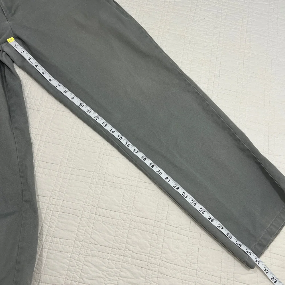 Dockers D3 Classic Fit Gray Chino Pants Mens 38x32* Flat Front Cotton *NOTE